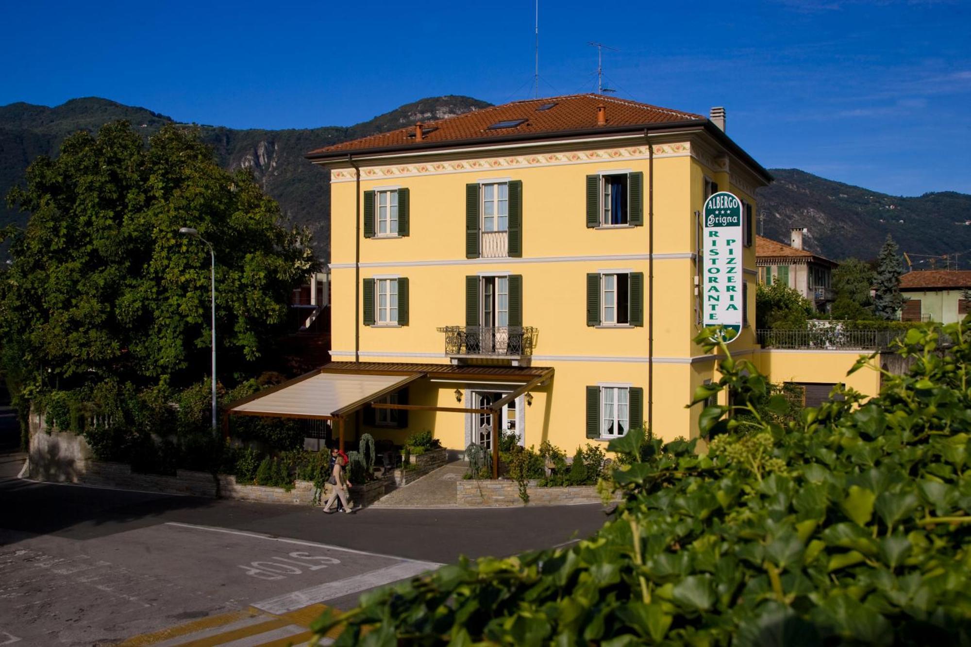 Albergo Ristorante Grigna แมนเดลโล เดล ลาริโอ ภายนอก รูปภาพ